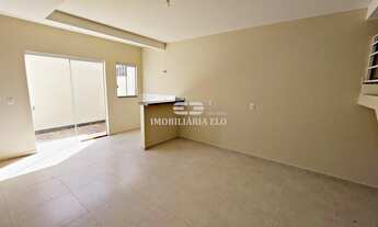 Imagem 7: Procurando sobrado bem localizado e com garagem coberta? Eis a opção