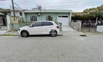 Imagem 3: Casa semi mobiliada com edícula localizada no Bairro Roçado
