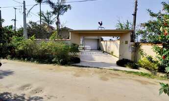 Imagem: Excelente casa de 300m² com piscina em