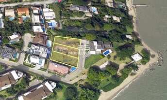 Imagem: Últimos terrenos de frente e saída para