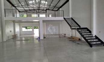 Imagem: Pavilhão Em Vera Cruz, Próximo ao Centro