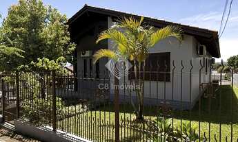 Imagem 3: Casa Semimobiliada, com 4 Dormitórios Sendo 1 Suíte - Santa Cruz do Sul - RS