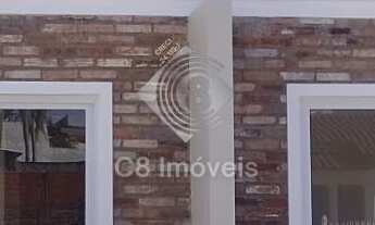 Imagem: Geminado Com 2 Dormitórios com Pátio em