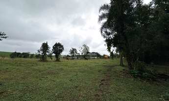 Imagem: ÁREA EM GUATAMBU COM CACHOEIRA