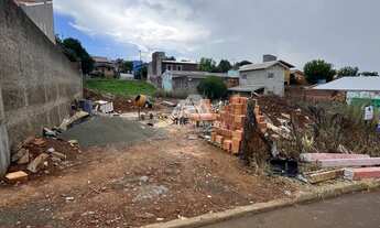 Imagem: TERRENO A UMA QUADRA AV. NEREU RAMOS