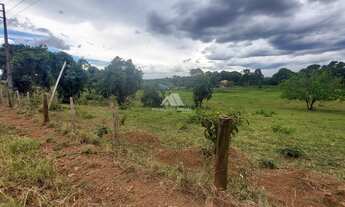 Imagem 7: ÁREA EM GUATAMBU COM CACHOEIRA