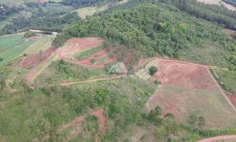 Imagem 2: ÁREA DE 20.000 METROS COM TERRAPLENAGEM