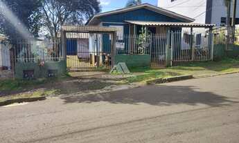 Imagem: ÓTIMO TERRENO COM 2 CASAS