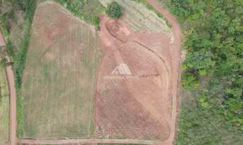 Imagem 3: ÁREA DE 20.000 METROS COM TERRAPLENAGEM