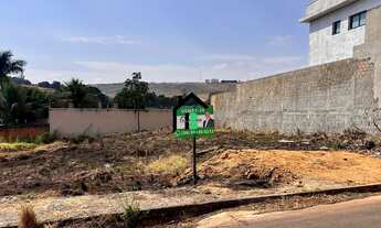 Imagem 2: Lote 800m², Chácaras Caiçaras, localização privilegiada