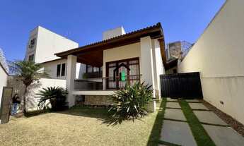 Imagem 4: Casa duplex espaçosa e elegante na região central da cidade, residencial ou come