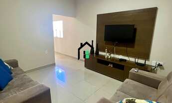 Imagem 2: Casa 2 quartos com suíte, espaço gourmet e quarto extra!