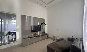 Imagem 2: Casa 3 quartos, suíte, varanda gourmet e área gramada!