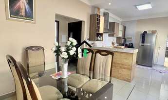 Imagem 4: Casa 2 quartos com suíte, espaço gourmet e quarto extra!