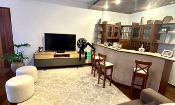 Imagem 4: Casa no centro, 5 quartos, 4 vagas de garagem!