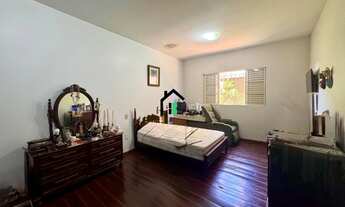 Imagem 6: Casa no centro, 4 quartos, suíte, ideal para residência ou comércio!