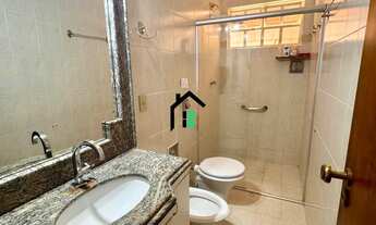 Imagem 7: Casa no centro, 4 quartos, suíte, ideal para residência ou comércio!