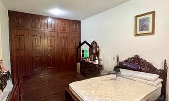 Imagem 5: Casa no centro, 4 quartos, suíte, ideal para residência ou comércio!