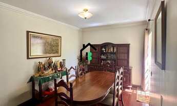 Imagem 4: Casa no centro, 4 quartos, suíte, ideal para residência ou comércio!