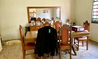 Imagem 3: Casa ampla com 4 quartos, suíte, terraço gourmet e jardim!