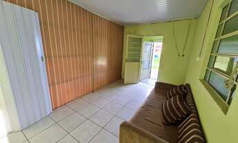 Imagem 2: Casa Mobiliada 2 dormitórios Garagem Próximo Praça Israel e Colégio Dom Antônio