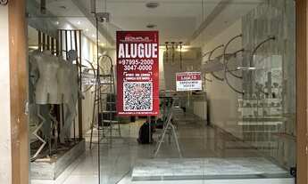 Imagem: Loja no Rodo Shopping, em frente a entrada