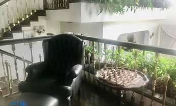 Imagem 3: Casa a Venda AT:467m² AC:400m²