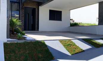 Imagem 2: Casa no Condomínio Horto Florestal Villagio: 3 Quartos, Suíte e Área Gourmet!