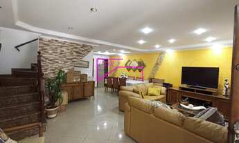 Imagem: Sobrado frontal Vila Granada