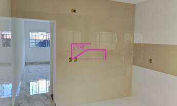 Imagem 6: Sobrado frontal com quintal