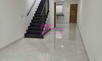 Imagem: Sobrado novo próximo ao metrô