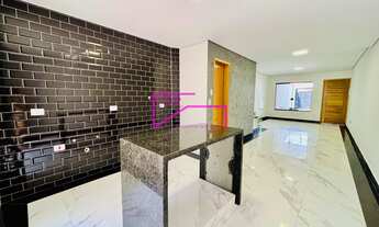 Imagem 4: Sobrado novo frontal com espaço gourmet