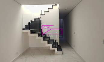 Imagem 4: Sobrado frontal Vila Granada