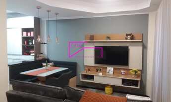 Imagem: Sobrado próximo estação do metro