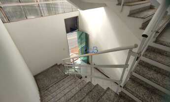 Imagem 2: Predio comercial inteiro no bairro Novo Cavaleiros