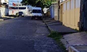 Imagem 2: Vendo casa duplex com 2 quartos 2 banheiros no Trapiche da Barra