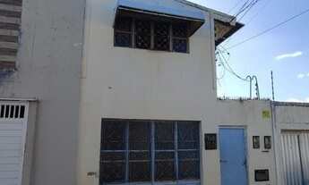 Imagem: Vendo casa duplex com 2 quartos 2 banheiros