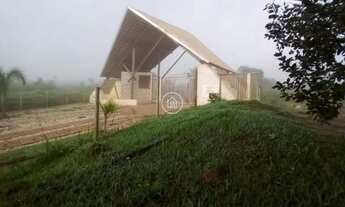 Imagem: Chácara à Venda  Local Tranquilo com