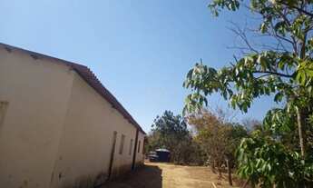 Imagem 7: ???? Seu Refúgio na Natureza: Chácaras à Venda com Excelente Localização