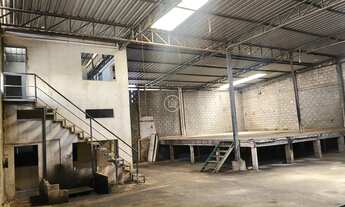 Imagem 1: Galpão à Venda com Pé-Direito Alto e Fácil Acesso