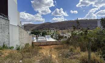 Imagem 4: Ótima Oportunidade: Terreno à Venda com Localização Privilegiada