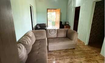 Imagem 2: Oportunidade! Chácara com Ampla Área Verde e Casa Aconchegante à Venda