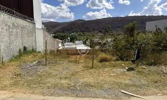 Imagem 3: Ótima Oportunidade: Terreno à Venda com Localização Privilegiada