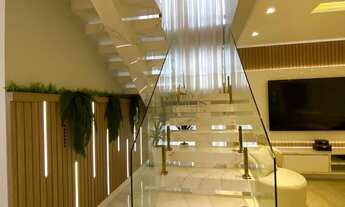 Imagem 3: Casa com 5 suítes à venda no condomínio Caledônia