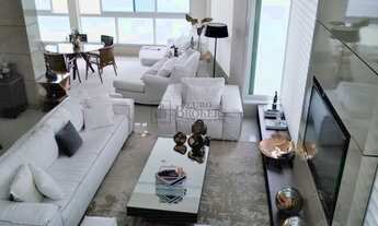 Imagem 2: Maravilhosa cobertura frente mar alto padrão em Balneário Camboriú