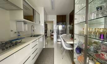 Imagem 5: Apartamento Quadra Mar com 3 dormitórios à venda no Centro de Balneário Camboriú