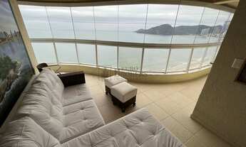 Imagem 1: Apartamento Frente Mar com 3 suítes à venda no Centro de Balneário Camboriú/SC