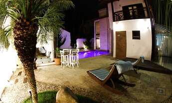 Imagem: Casa alto padrão com 5 suítes na Praia