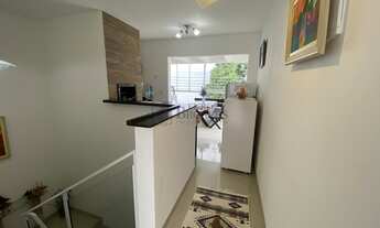 Imagem 4: Sobrado modelo triplex, mobiliado, com área para festas em familia e reunião de