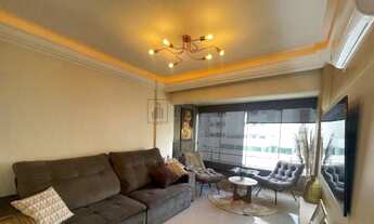 Imagem 2: Apartamento com 3 dormitórios à venda no Centro de Balneário Camboriú/SC